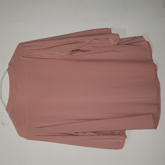 Studio II - Picture 3 of 3